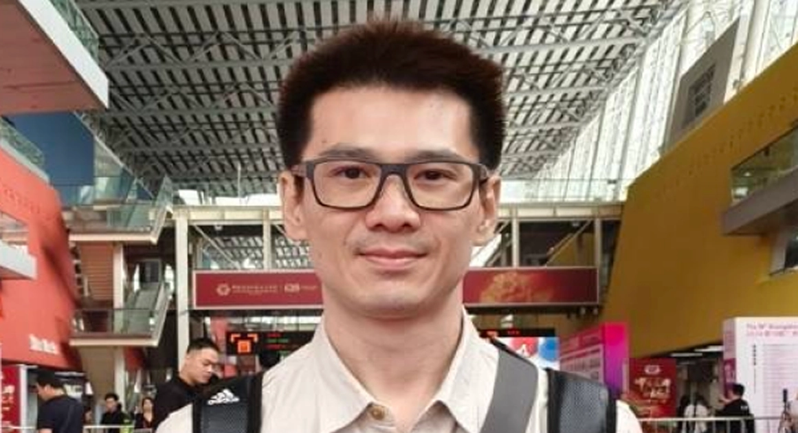 คุณ​​บอล ทศพล