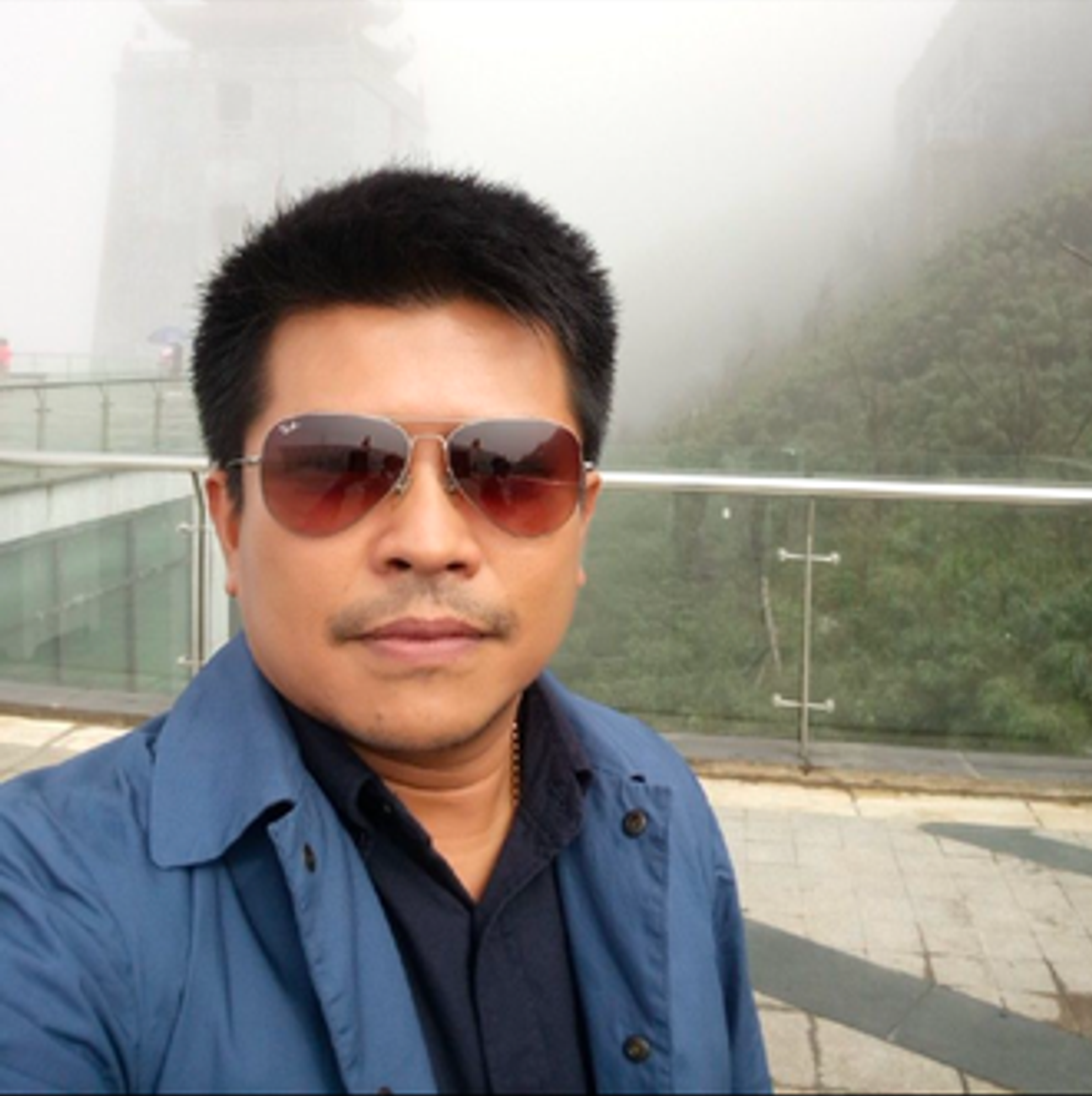 คุณภานุวัติ แดงเขว้า