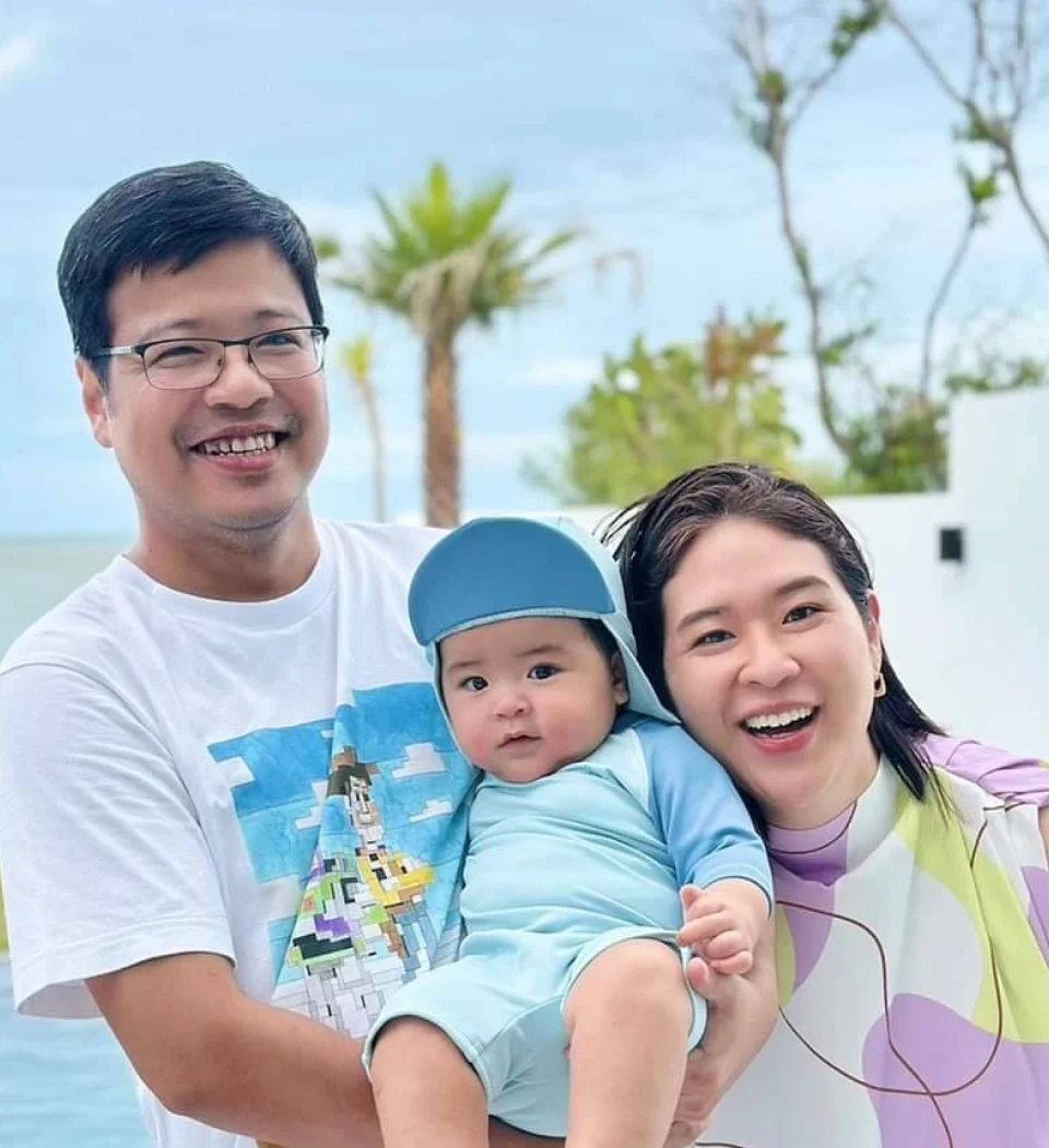 คุณพงษ์ธร หนูฤทธิ์