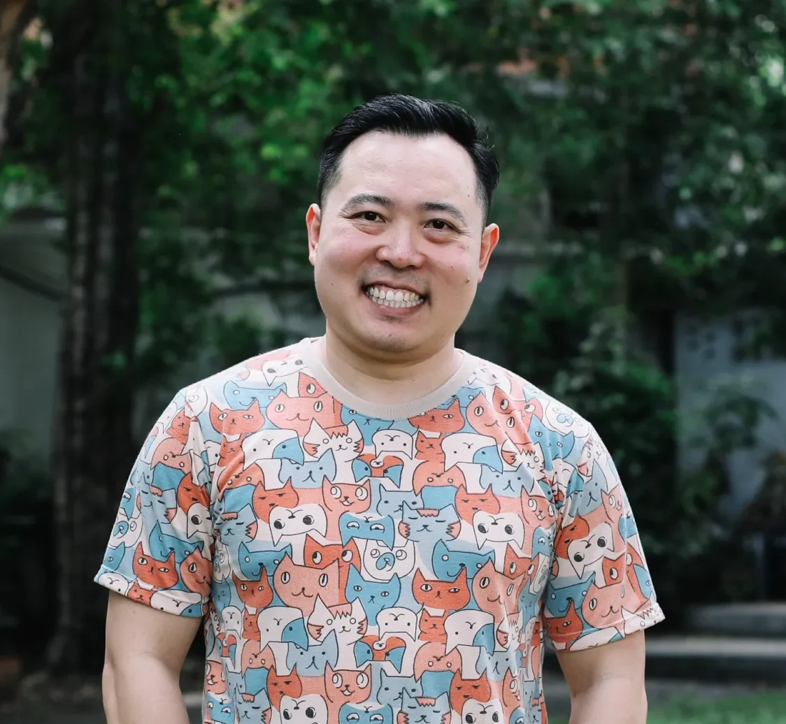 คุณธเนศ กวินเมธากุล