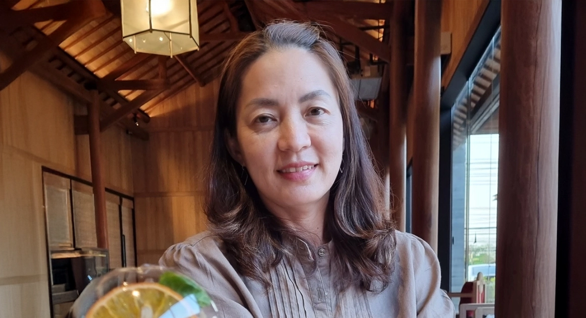 คุณจตุพร ธาราดล